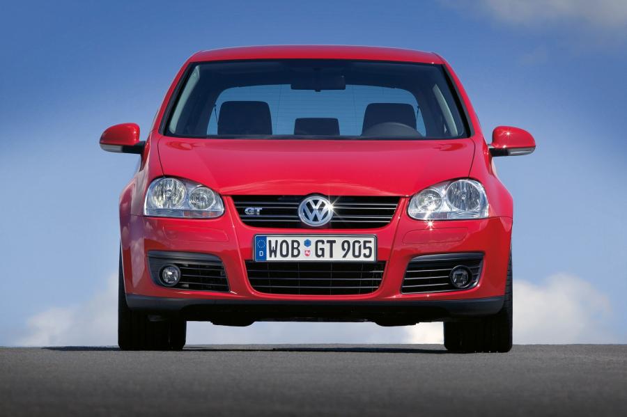  Volkswagen Golf GT 2005 года  (фото 18 из 18)